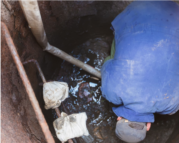 Clearing a main sewer cleanout